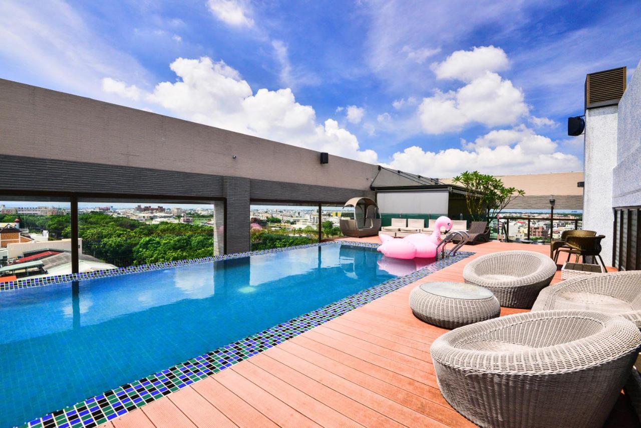 Tsun Huang Hotel Chiayi Exterior foto